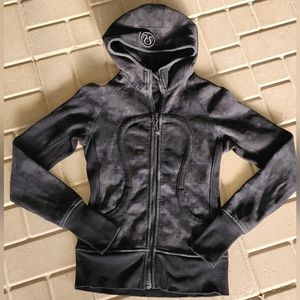 EUC, Lululemon Black Camo, Remix Full-Zip Scuba Hoodie, Size 4